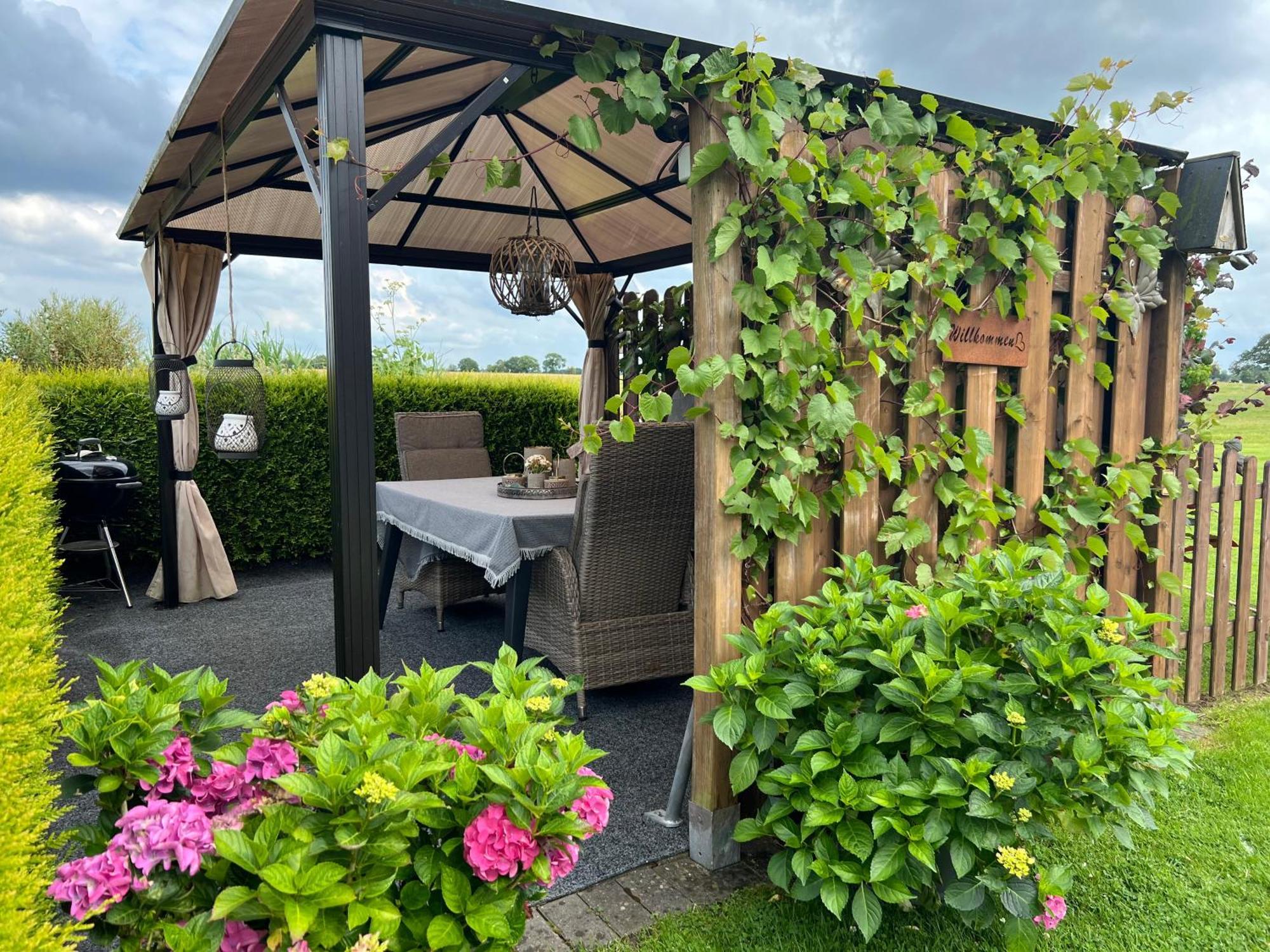 Ferienwohnung Haus Moorblick Mit Garten In Kanallage Wiesmoor Exteriör bild